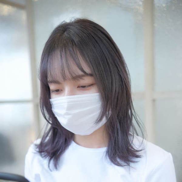ラベンダーカラー20代30代小顔ウルフレイヤーボブ