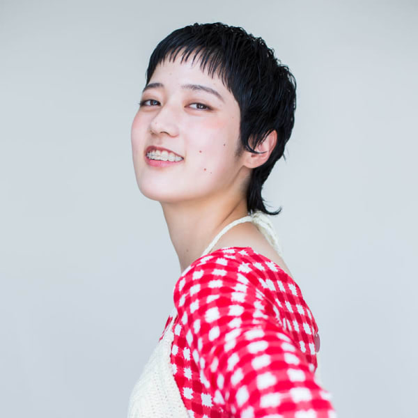 ベリーショート ピンカールパーマヘア