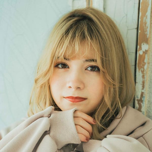 人気のハイトーンミディ