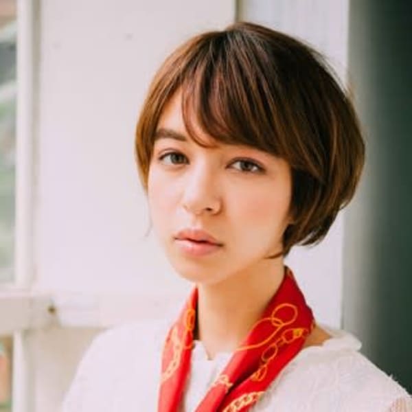 ナチュラル前下がりショート