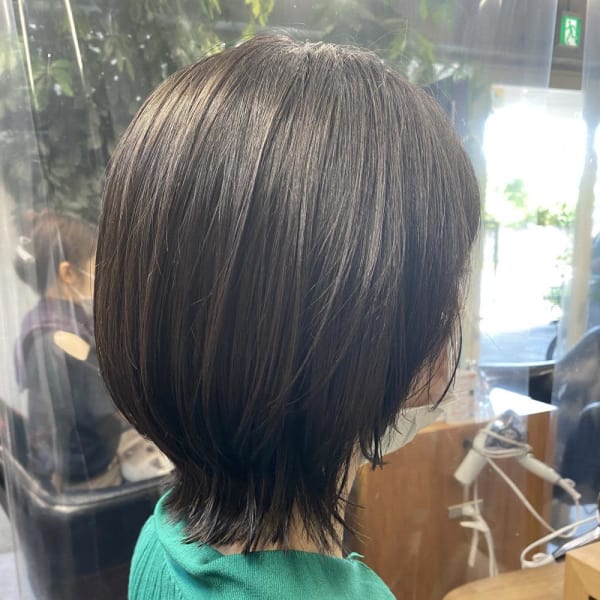 大人可愛い_ウルフショート_スタイリング簡単