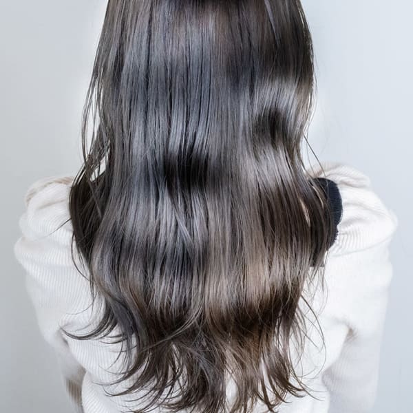 ダークブラウン