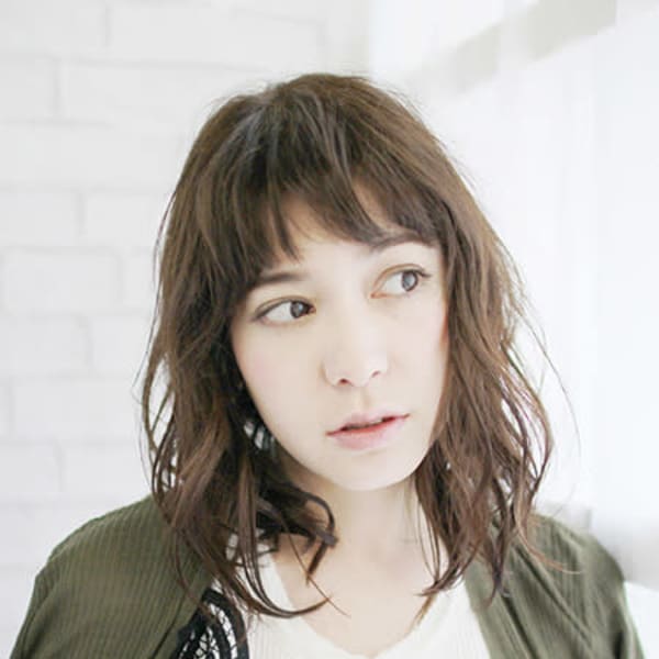 20代30代40代　モノクロームロング【枚方】