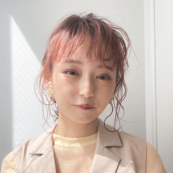 おくれ毛たっぷりミディアムアレンジ【横浜】