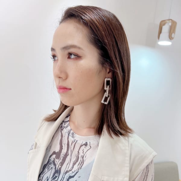 大人のブリーチ無しベージュ