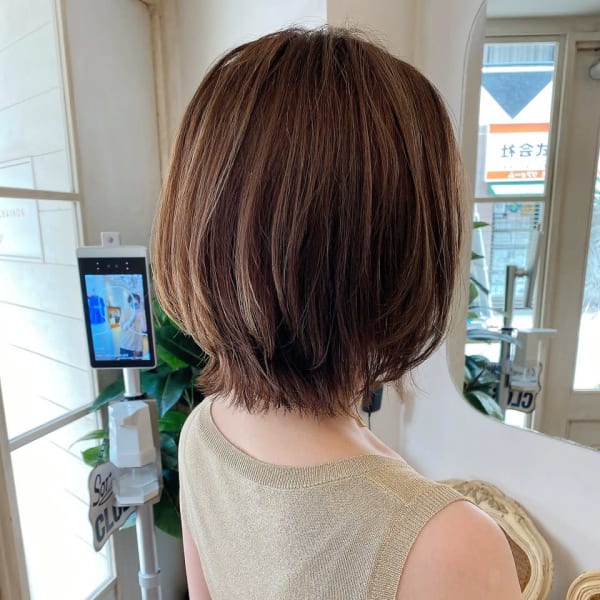 愛されヘア大人女子丸みくびれショートボブ外ハネ梅ヶ丘美容室