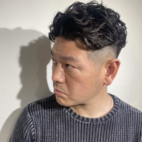 三越前30代40代50代ワイルドかきあげ　メンズパーマ 