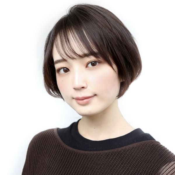 ガーリーなショートボブ
