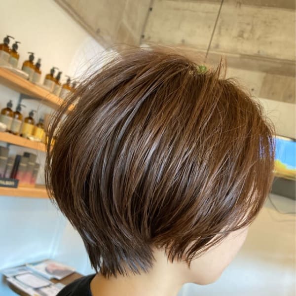 大人かわいいナチュラルショート
