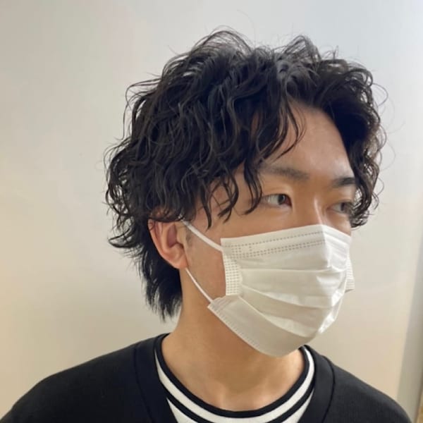 ミディアムウルフの波巻きツイスパ