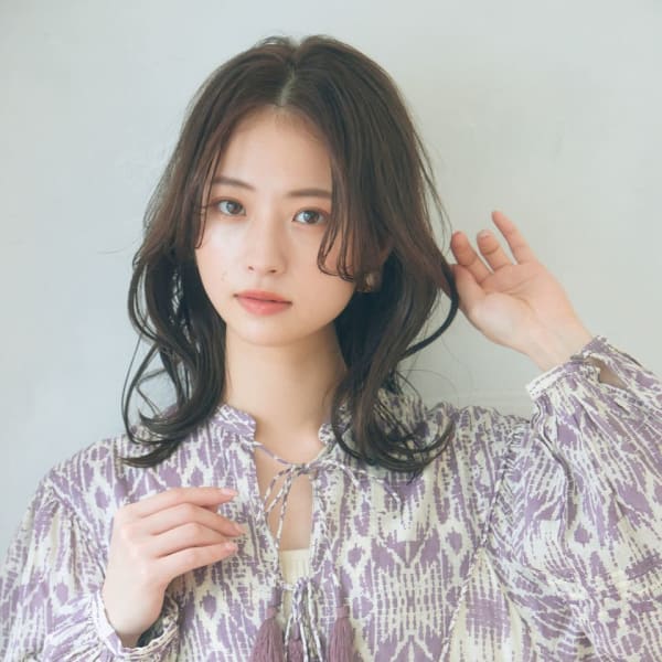 韓国風くびれセミディ