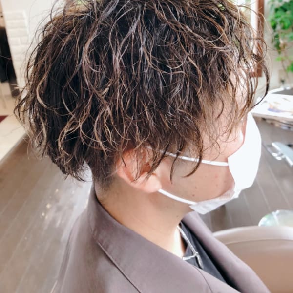 ツイストスパイラルパーマ&ハイライト|Hair Space SAI