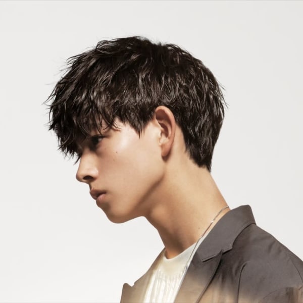 メンズヘア整形スパイラルパーマ波巻きツイストメンズパーマ髪型