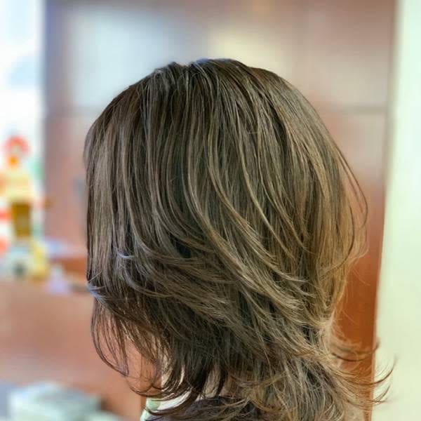 30代40代50代/レイヤーカット/くびれ/外ハネ/白髪染め