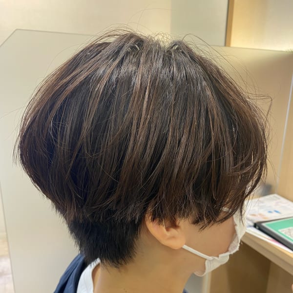 《甘すぎないを求める！オトナ女子へ！》前髪長め　×　ショート