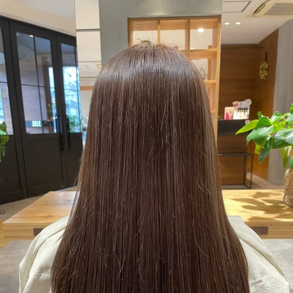 さら艶ストレートロング|ZELE 大和八木