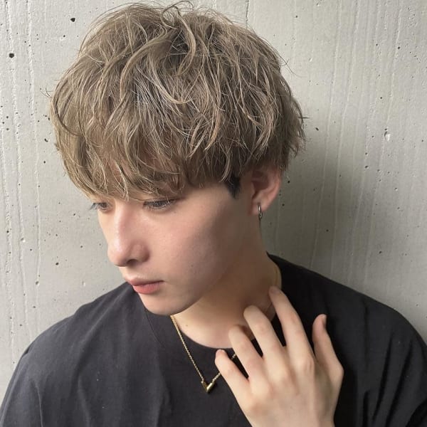 ハイトーン ツーブロック 束感マッシュ