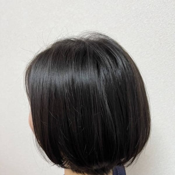 扱いやすい!丸みショートボブ 30代/40代/50代|Party ticket.