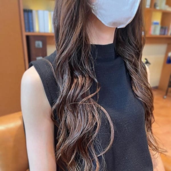 韓国風コテ巻きパーマ