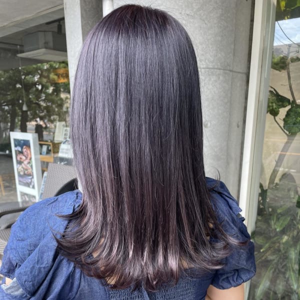 パープルグレージュ_暗髪_透明感