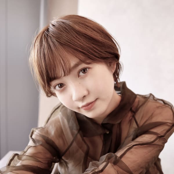 大人かわいい/透けバング/ミルクティーカラー