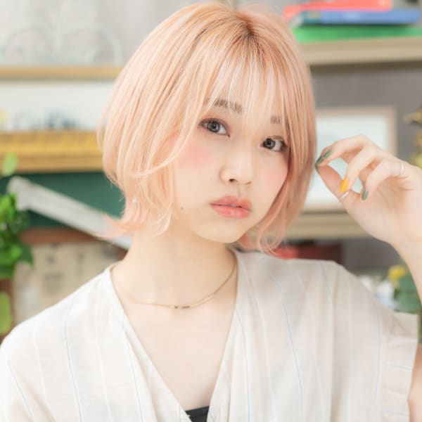 韓国風ネオウルフハイトーンカラー外ハネボブ ミニボブ