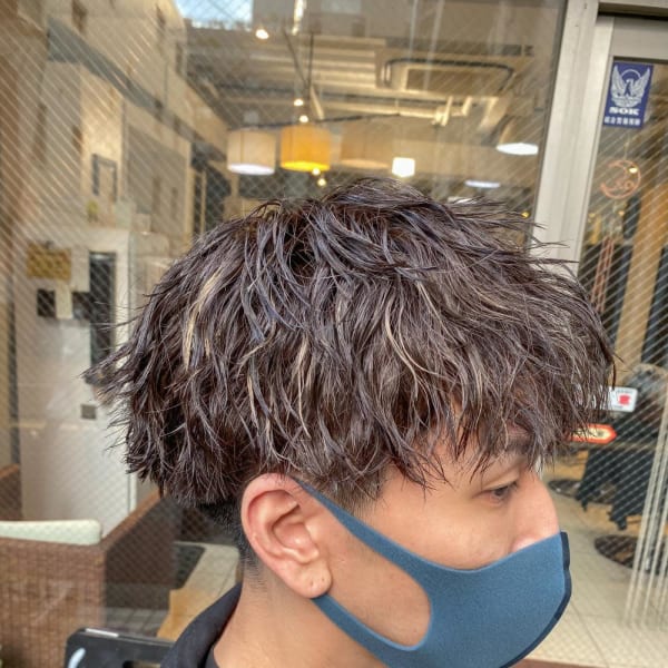 ツイストスパイラルハイライト