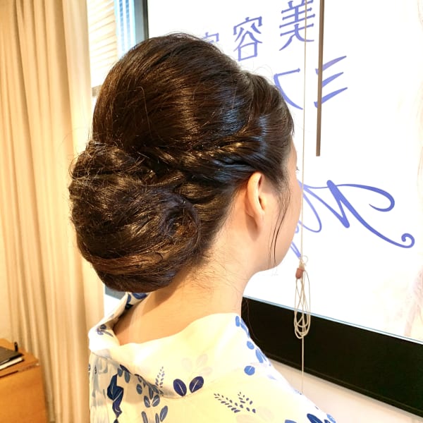 ヘアーセット 和髪 ネープシニヨン