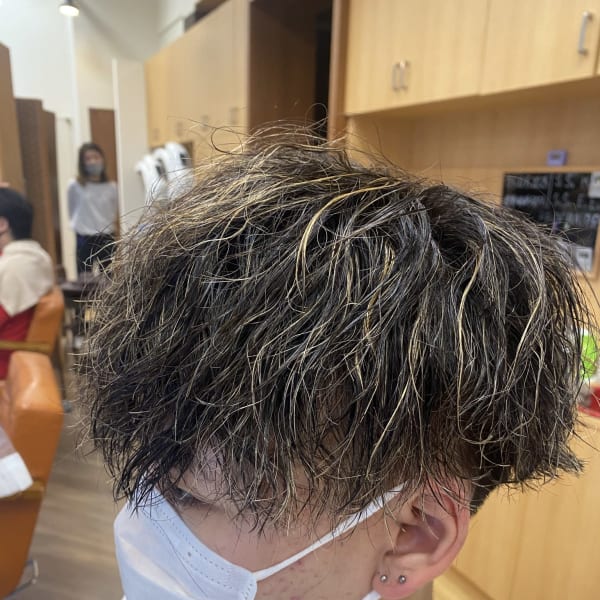 ハイライト　ツイストパーマ