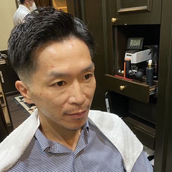 上司にギリ怒られないスキンフェードカット