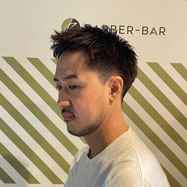 大人の刈り上げスタイル【BARBER-BAR】