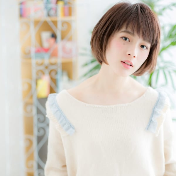 ココアベージュでレトロマッシュショート