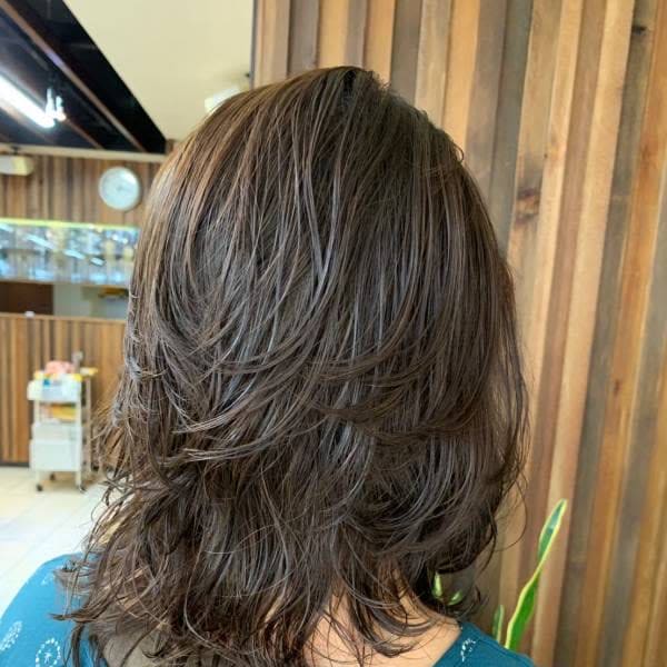 無造作パーマ/40代50代60代/レイヤーカット/くびれ/