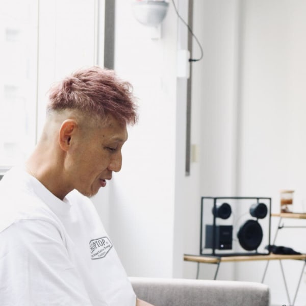 フェード×ピンクヘア×ツイストパーマ