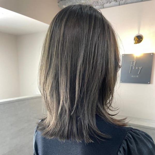 くびれヘア　グレージュ　イルミナカラー
