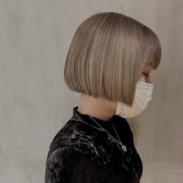 ボブ×ベージュカラー