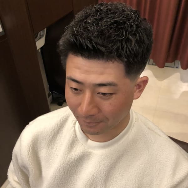 アイロンパーマでイメージチェンジ！フェードスタイル