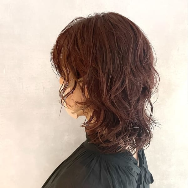 ネオウルフにパーマスタイル♪夏にも映えるピンクカラー☆