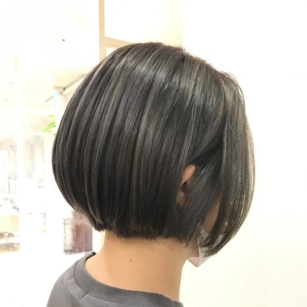 ブルーグレージュ