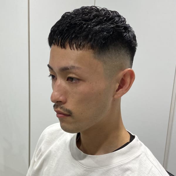 濡れパンクロップ　アイロンパーマ専門店　濡れパンが上手いお店