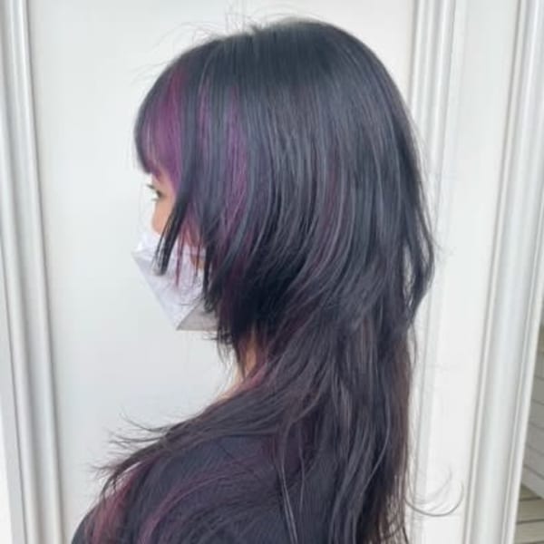 ロングウルフインナーカラー