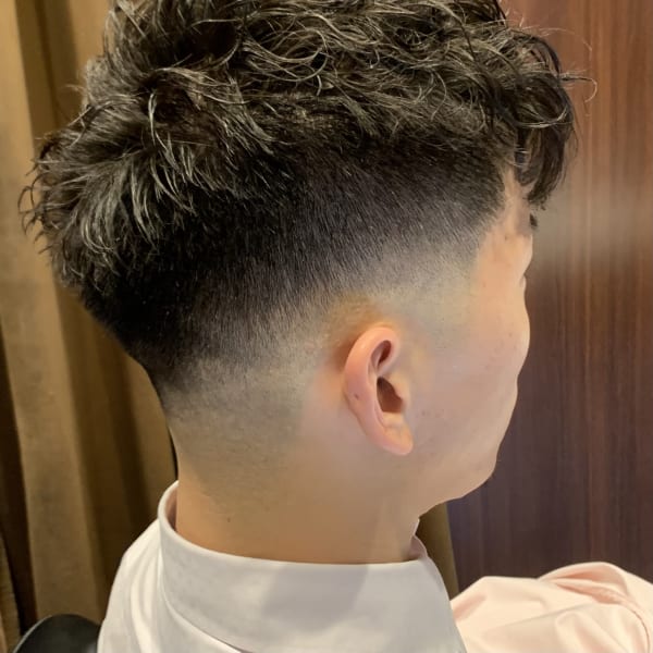 スキンフェードカットスペインカール/六本木/港区/パーマ