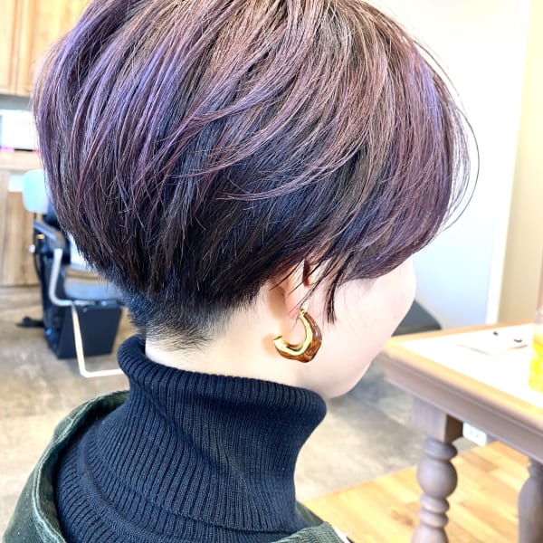 【Fit Short】バレイヤージュ刈り上げショートスタイル