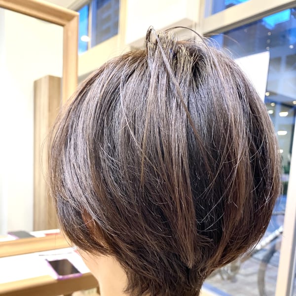 【Fit Short】定番首元スッキリショートスタイル|GOOD NEIGHBORS 柏の葉