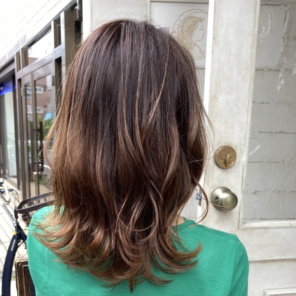 大人可愛いゆるふわくびれ外ハネセミディ30代40代梅ヶ丘美容