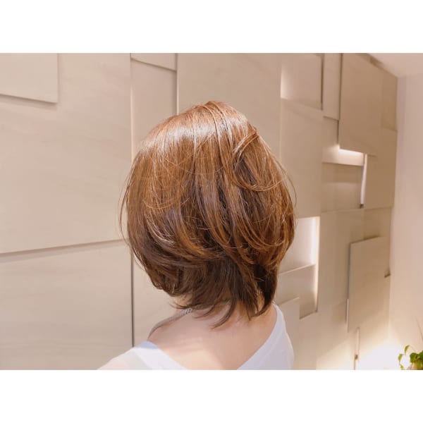 フェミニンなソフトウルフ