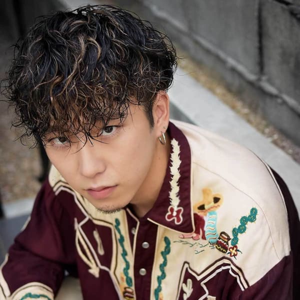 スパイラルパーマ× メッシュカラー|beauty:beast 新宿店