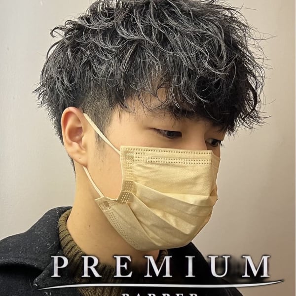 前下がり無造作パーマ