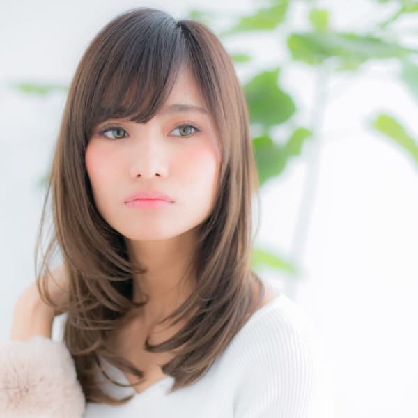 ショコラグレージュのオン眉ストカール♪