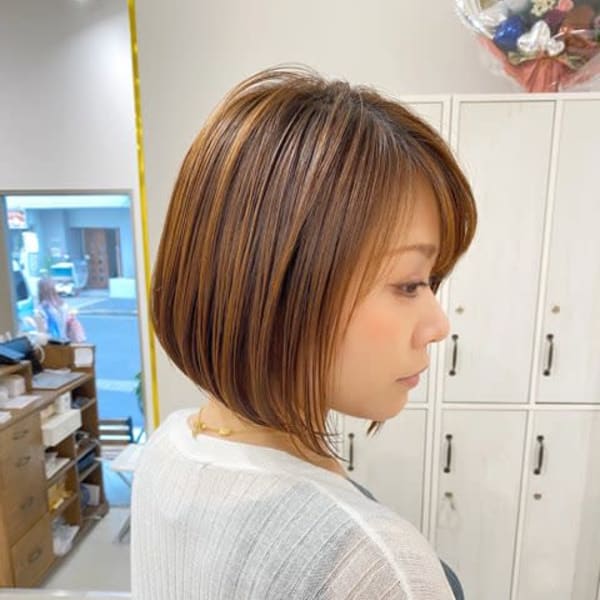 マロンベージュ Aラインボブドレスヘアかきあげロング|NeiRo 錦糸町 ショートカット 髪質改善